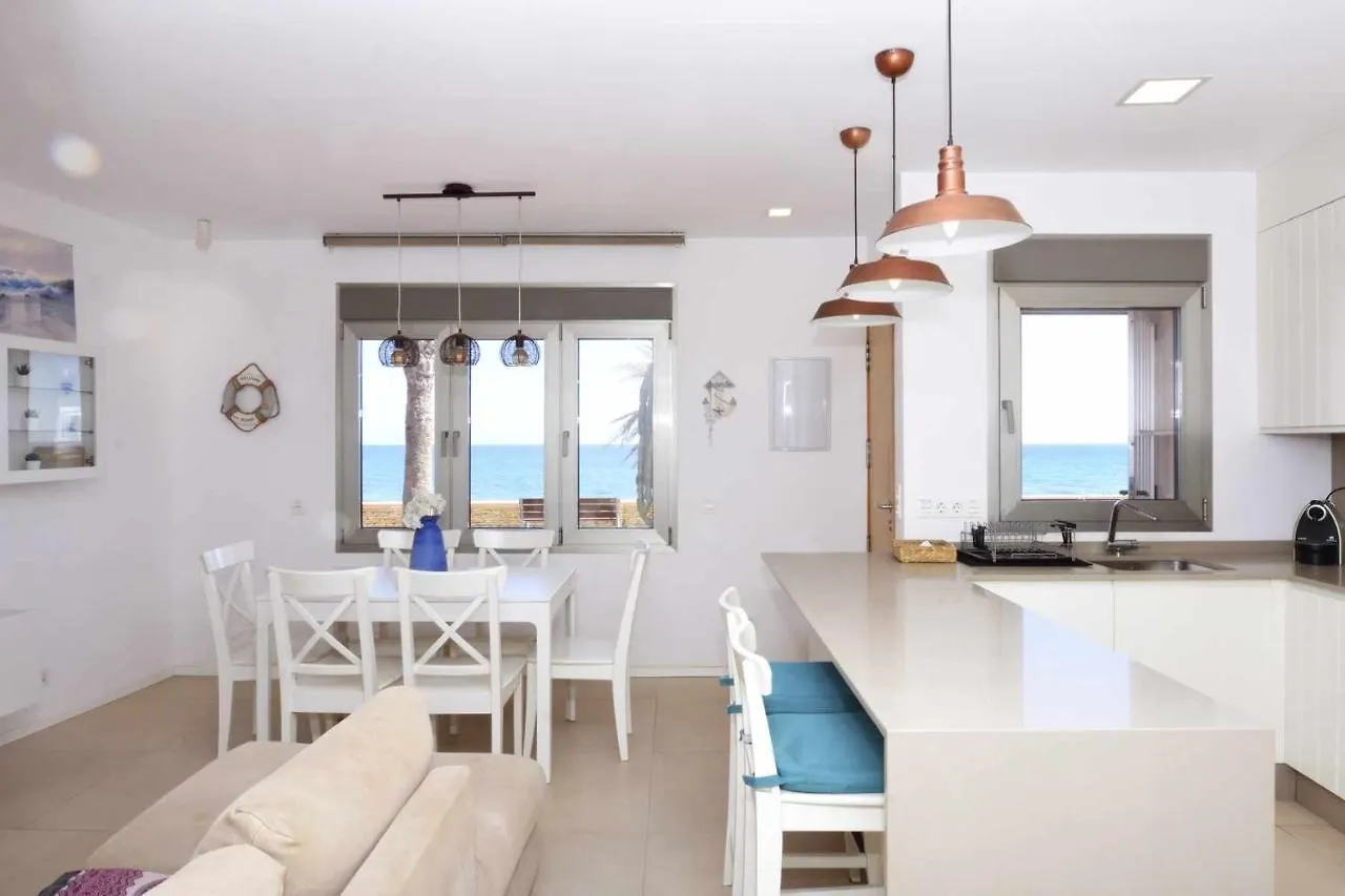 Апартаменты Precioso Y Moderno Apartamento Frente Al Mar Карбонерас
