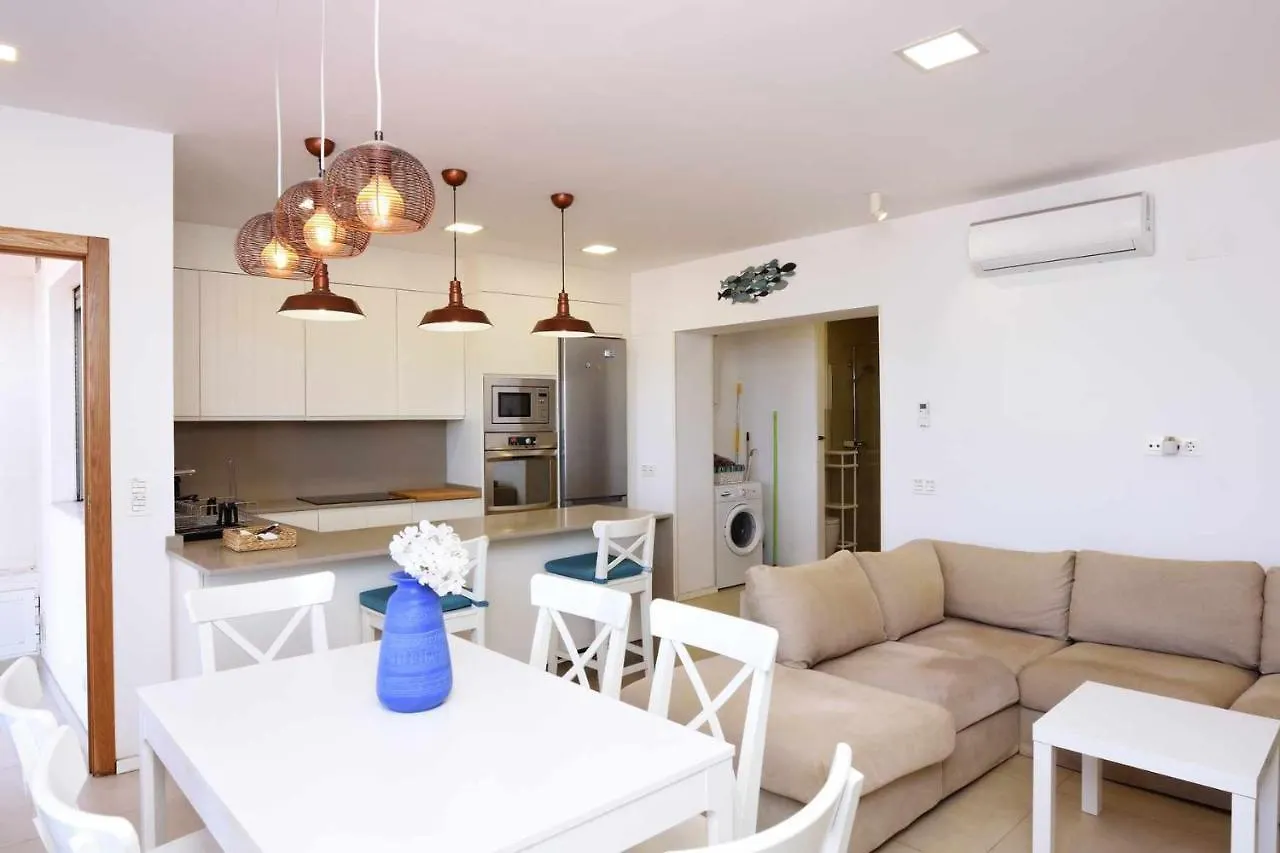 Апартаменты Precioso Y Moderno Apartamento Frente Al Mar Карбонерас