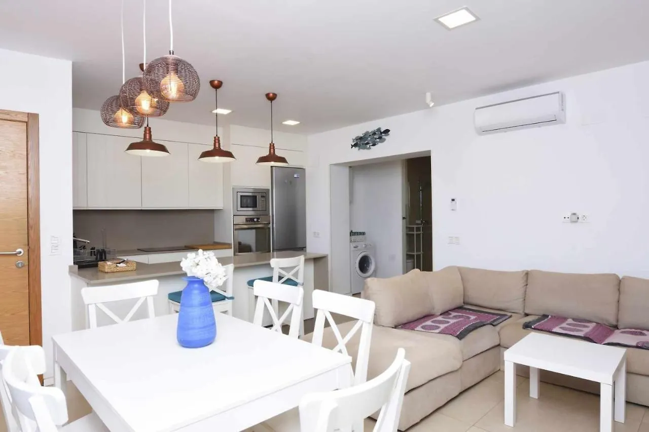 Апартаменты Precioso Y Moderno Apartamento Frente Al Mar Карбонерас